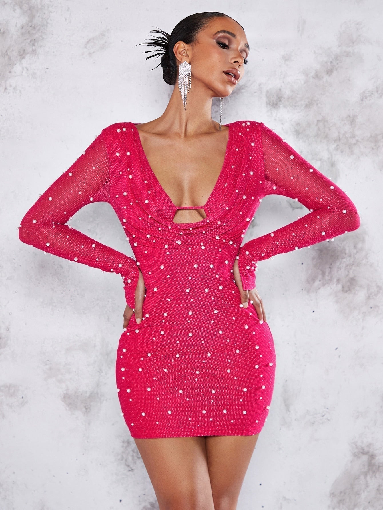 BAE Figurbetontes Kleid mit Perle Ausschnitt, drapierter Vorderseite, Schlitz auf Manschette