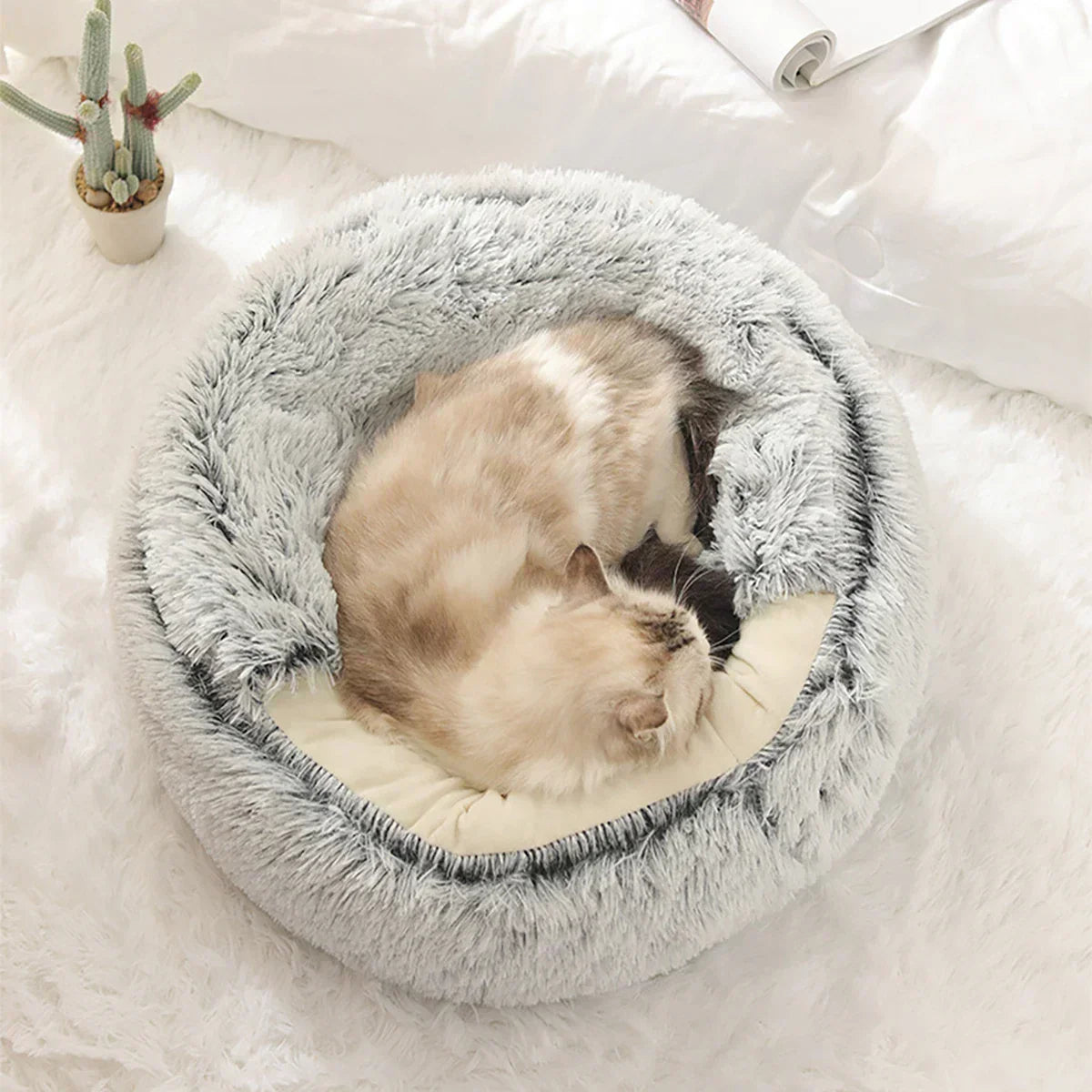 CatBed™ - Plush Hooded Cat Cocoon (50% DISCOUNT)