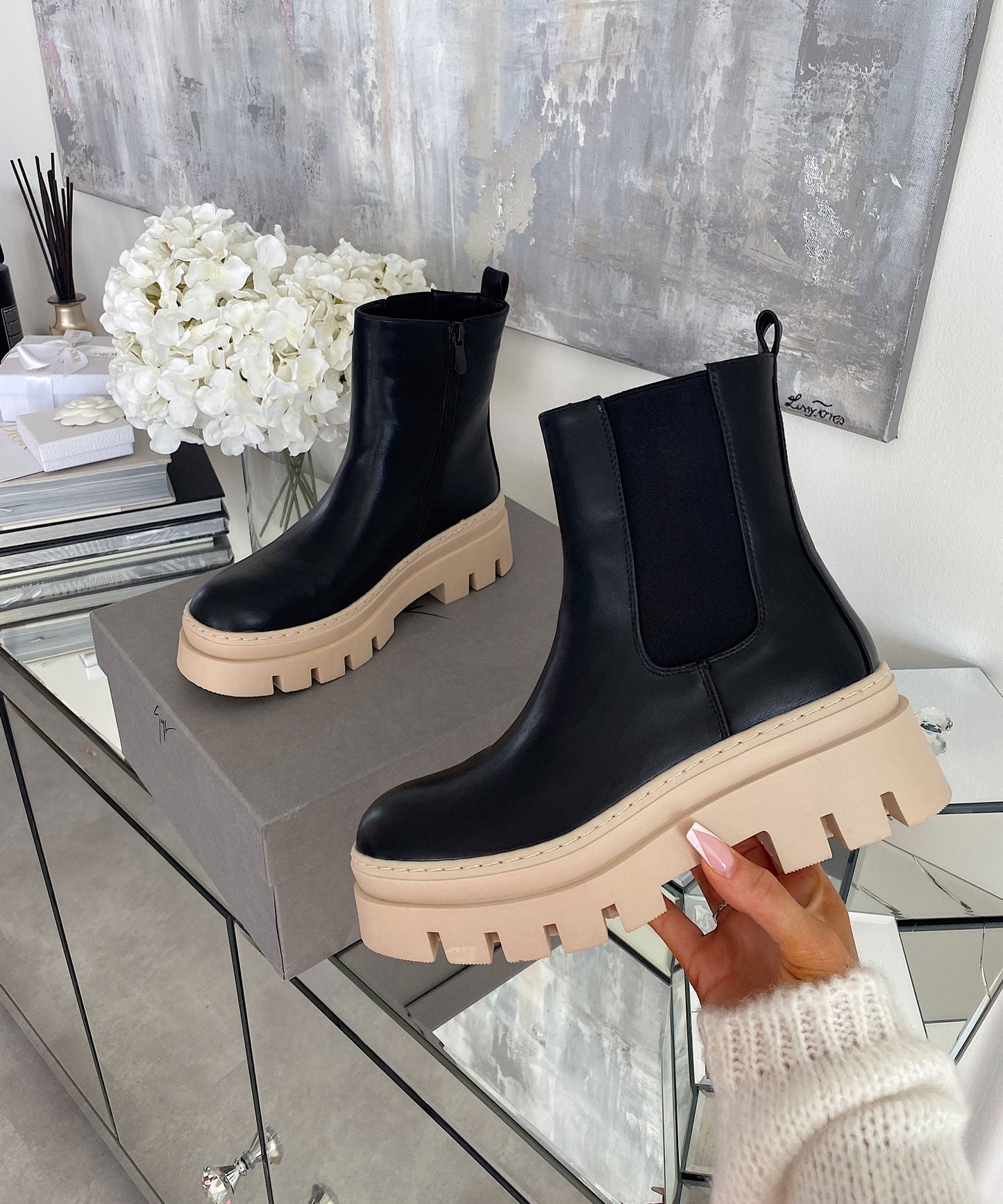 Chelsea Boots Nora Short Schwarz Beige