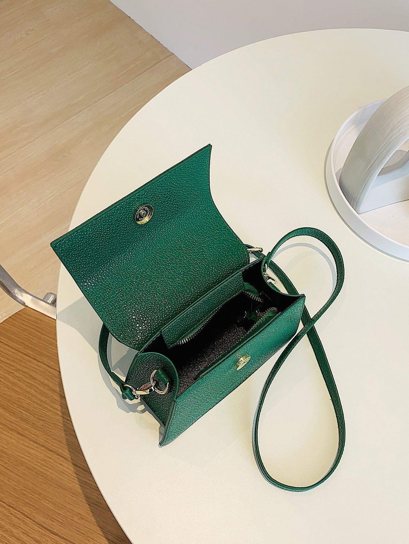 Square Bag with Pebble Embossing, Flap