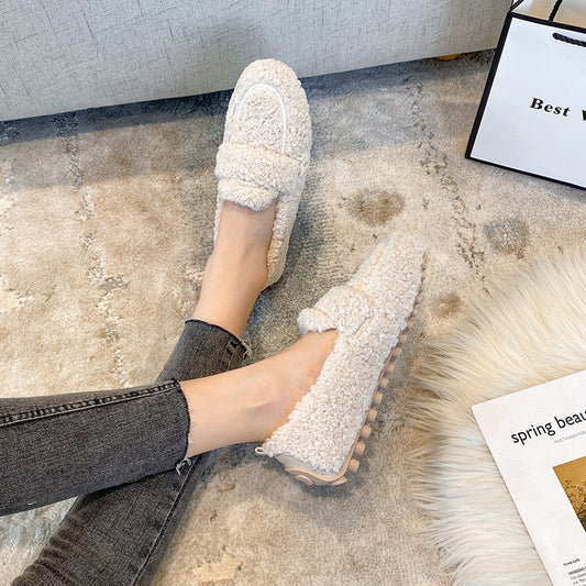 ComfyGlide™ - Plush Slippers with Non-Slip Sole (50% OFF)